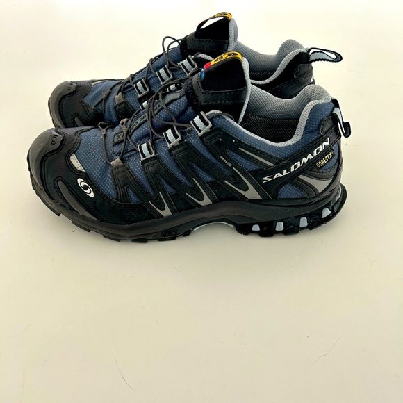 Salomon Shoes - ❗️SOLD❗️Women’s Salomon XA Pro 3d Ultra Size 5